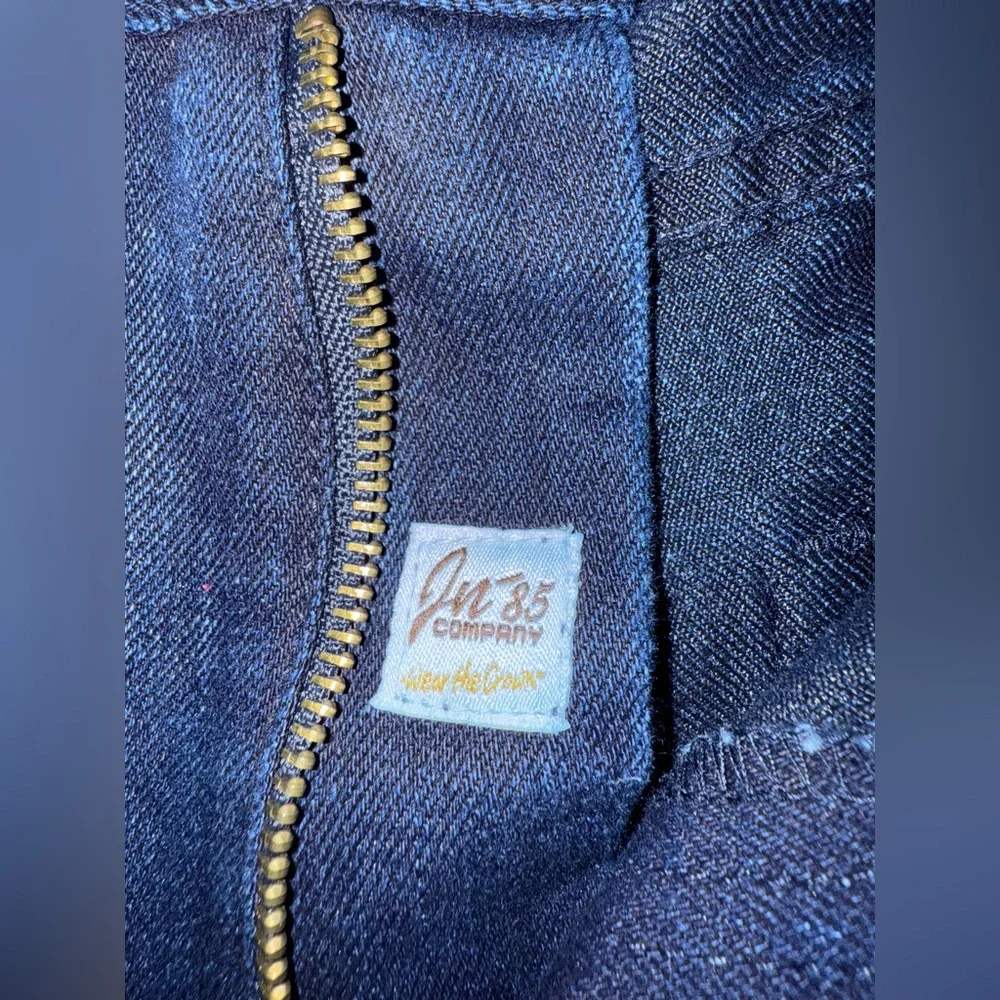 Vintage JNCO 85 men’s 30x30 Crown brand blue jeans straight leg embroidered